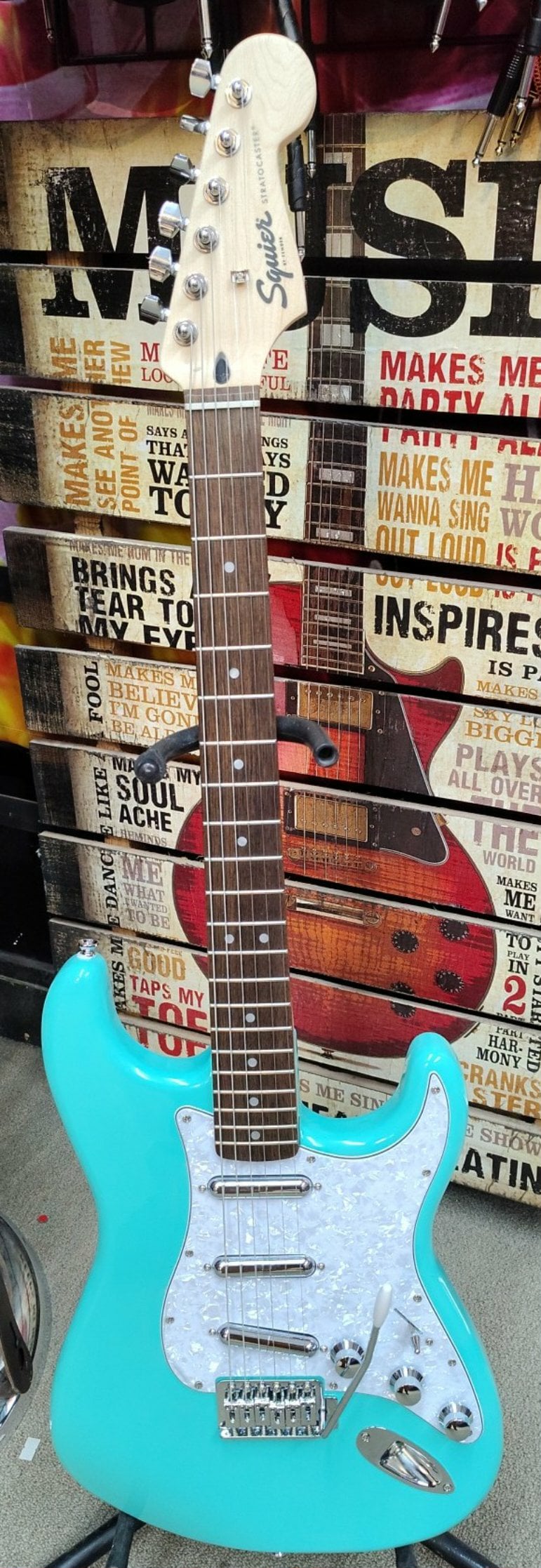 Seafoam Dream Machine – Surf-Ready Strat w/ Lipstick Pickups & Mojo
