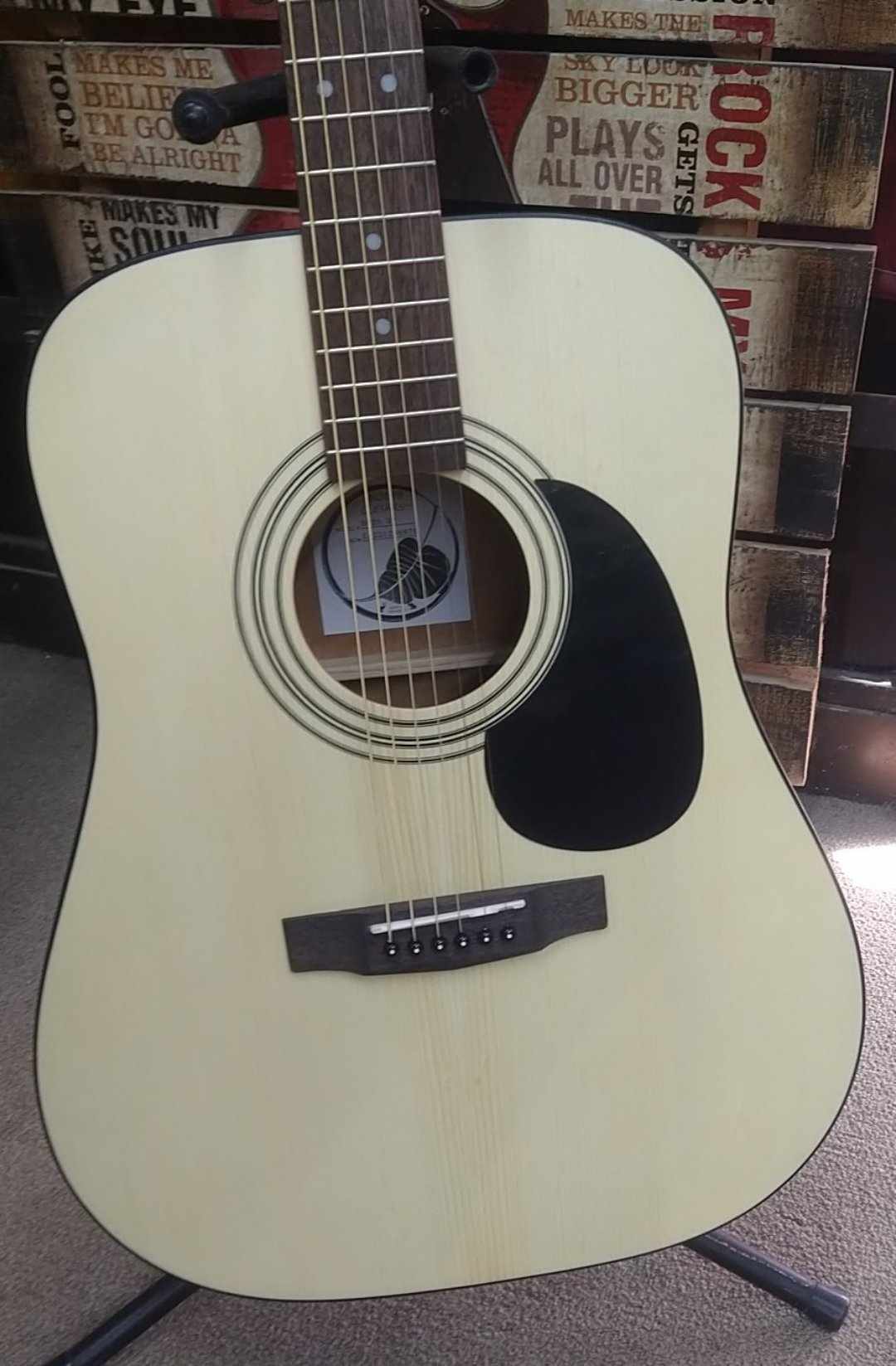 Bodhi BG20 Spruce Top Dreadnaught Body Acoustic Guitar