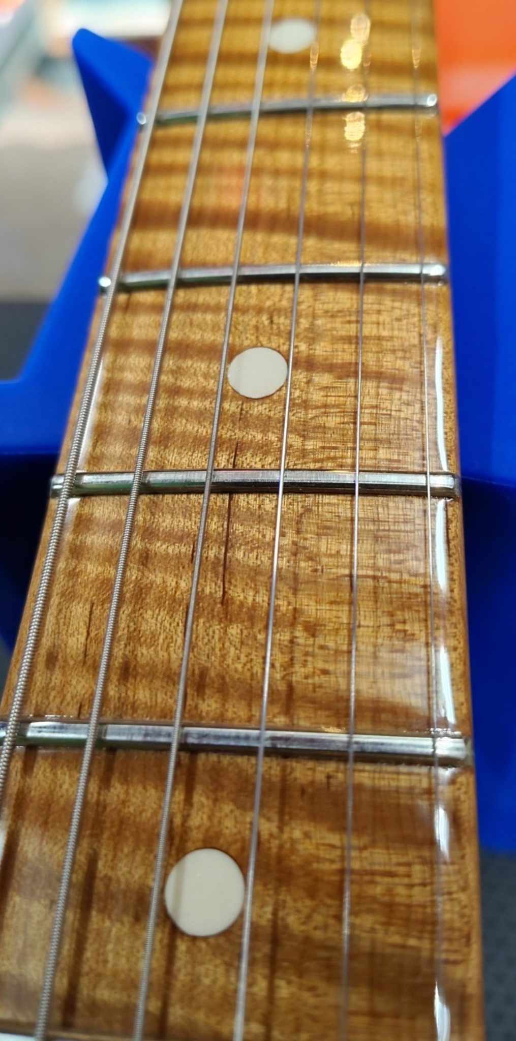 Knaggs Severn Trembuck - Roasted Alder Body - T1 Roasted Maple Neck - Case Included