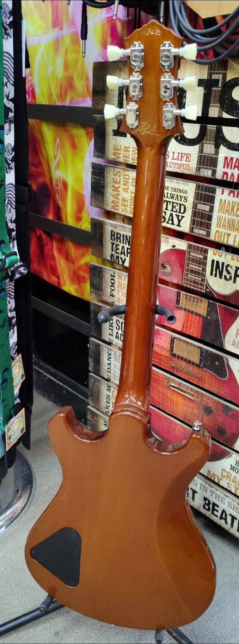 Knaggs Keya J MT H2 w/ Case