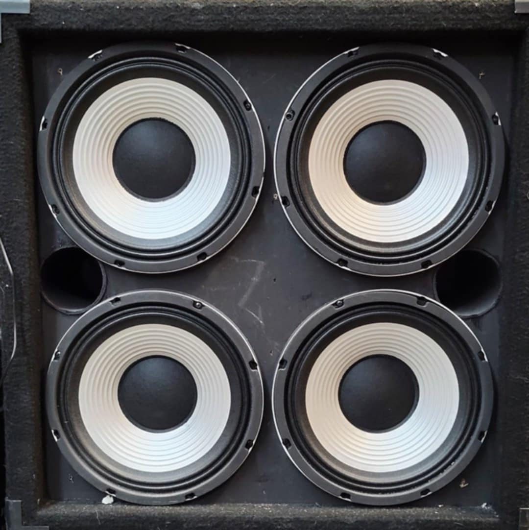 USED Hartke HS410B 4x10 Bass Cabinet - Eminience Neo Aluminum Cone Speakers