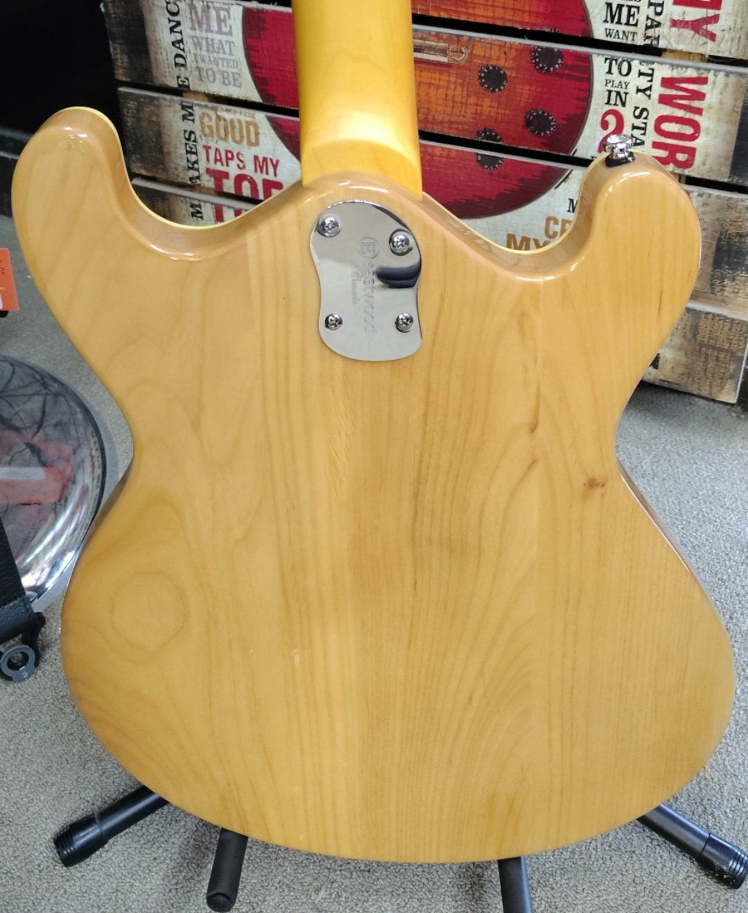 Eastwood Sidejack DLX – 2018 – Plays Like Butter