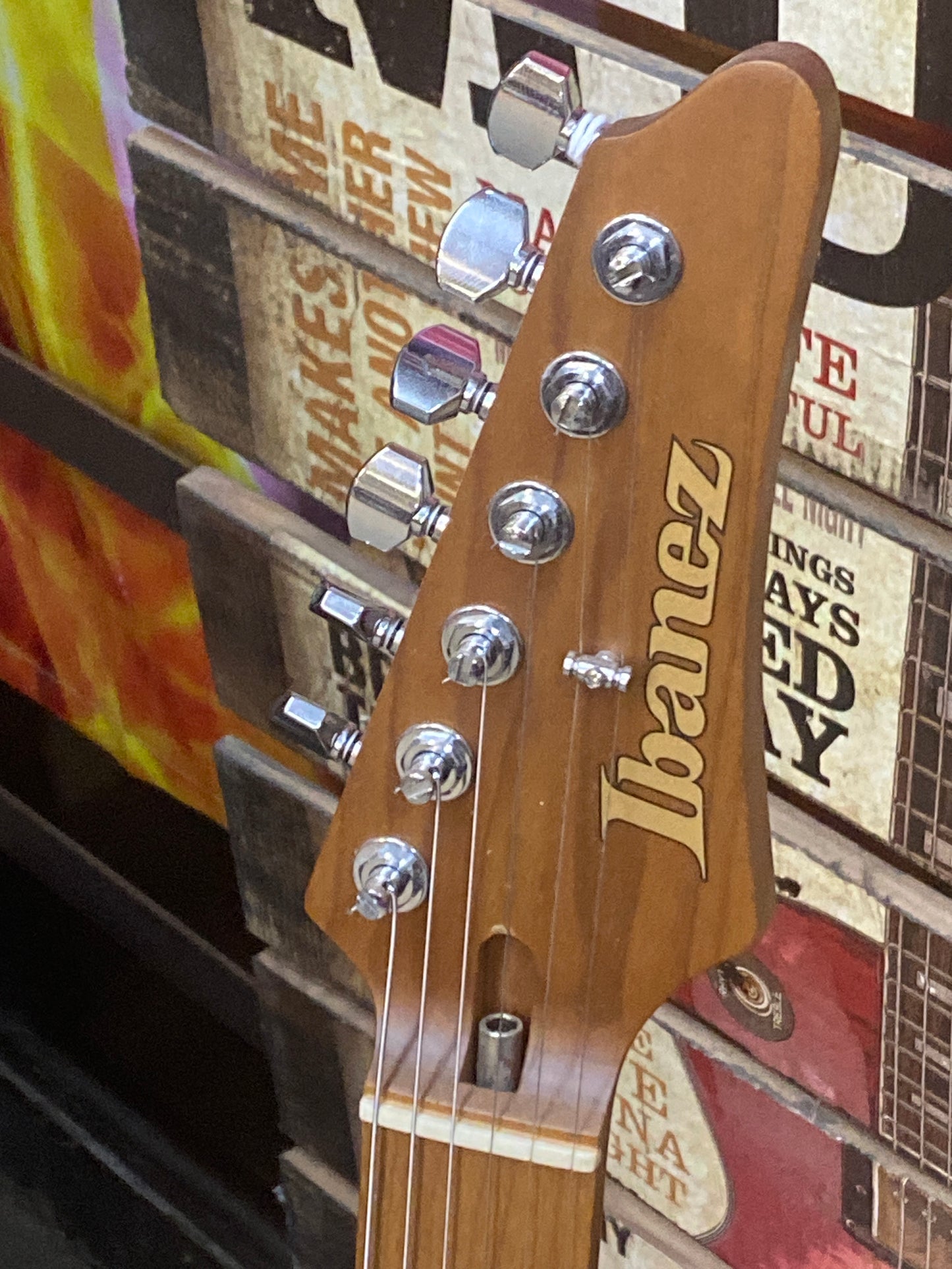 USED Prestige AZ2402-SFG – Sea Foam Dream Machine