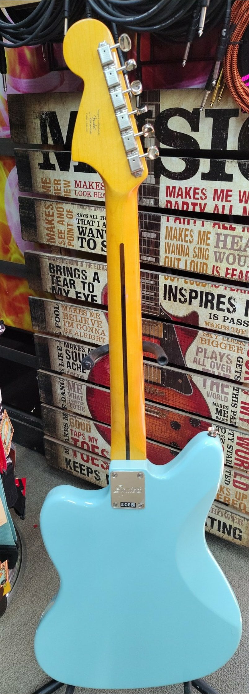 Squier Classic Vibe '70s Jaguar Limited-Edition - Daphne Blue - Minty Fresh