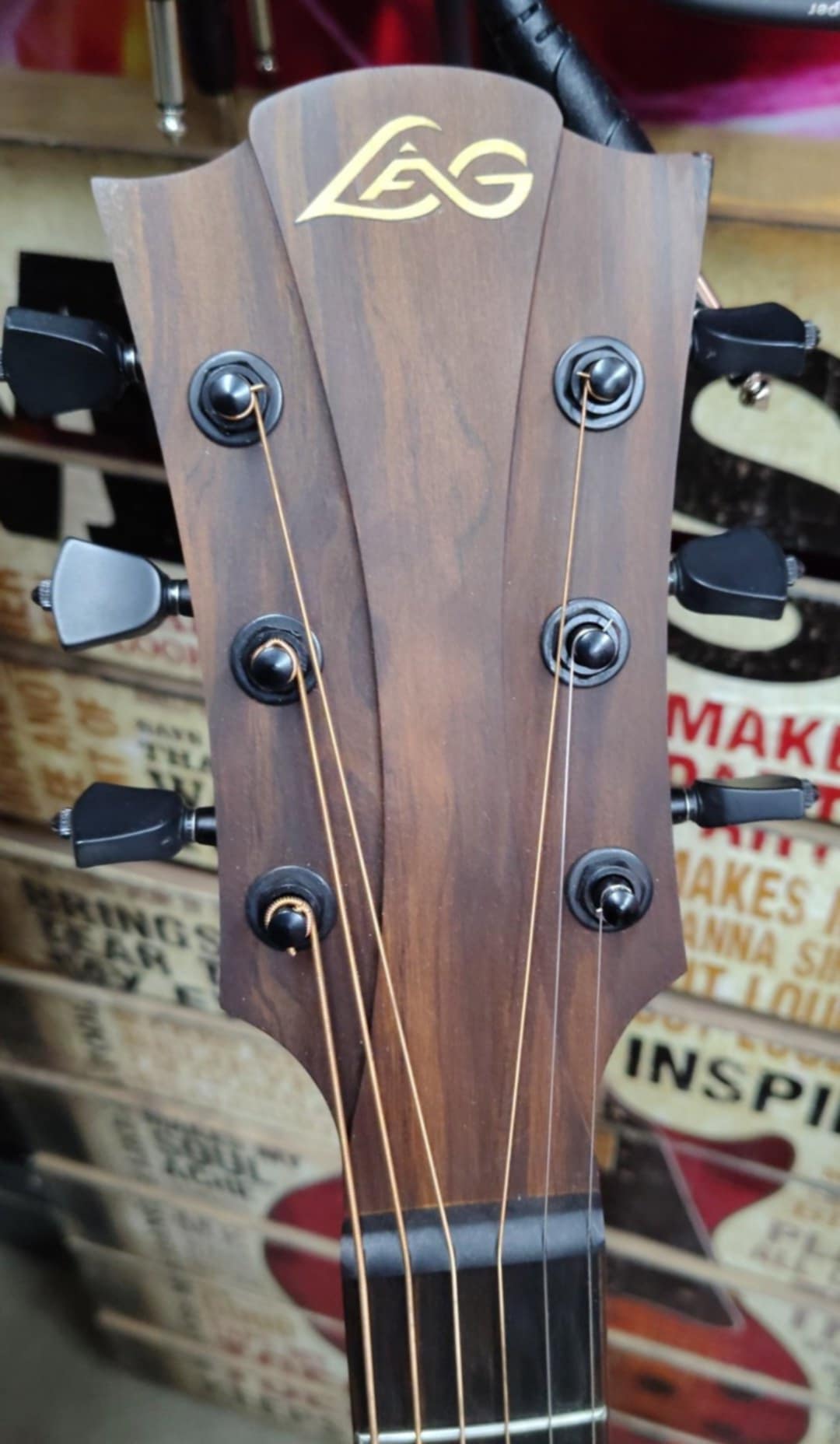 Lâg Tramontane T170DCE-NAT Dreadnought Cutaway Electro-Acoustic Guitar – The Sound of Flexibility (and Great Taste)