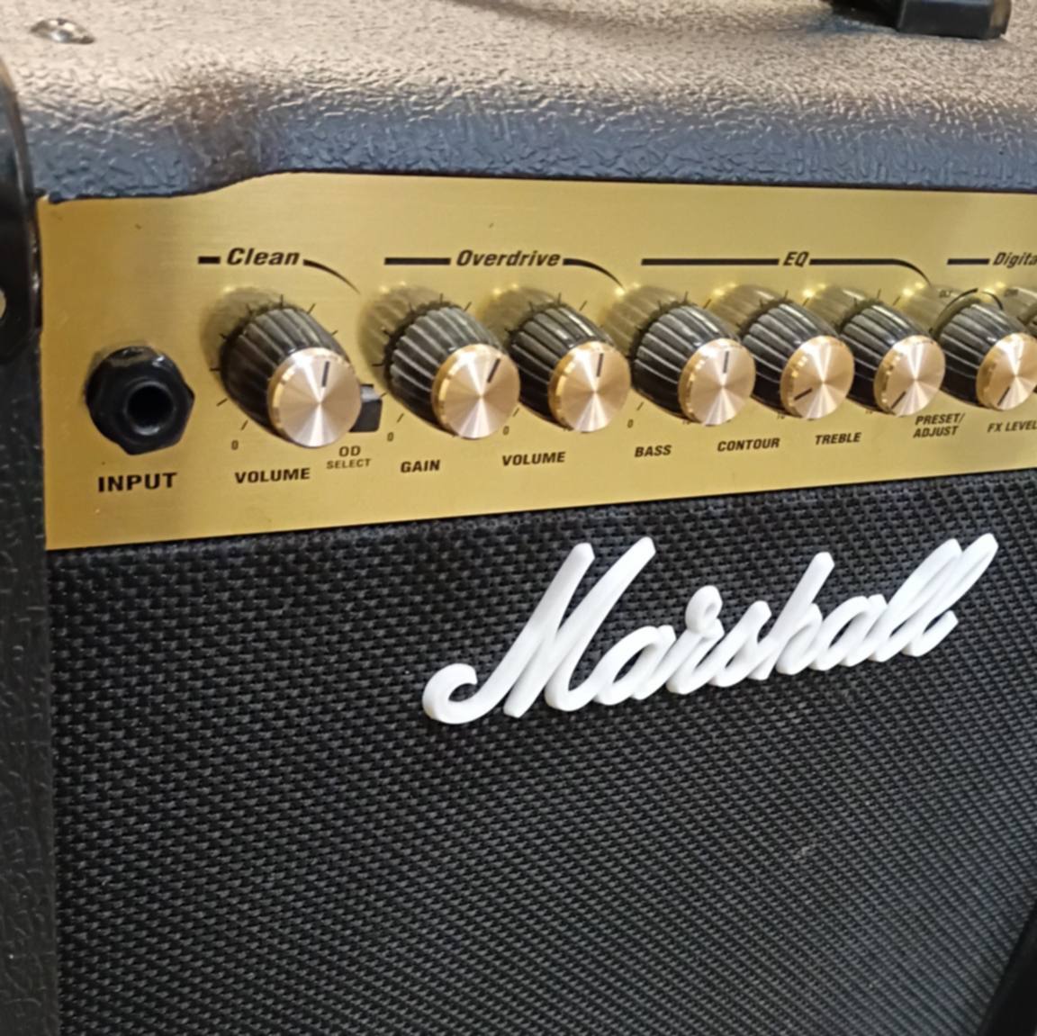 Marshall MG15DFX Guitar Combo Amplifier