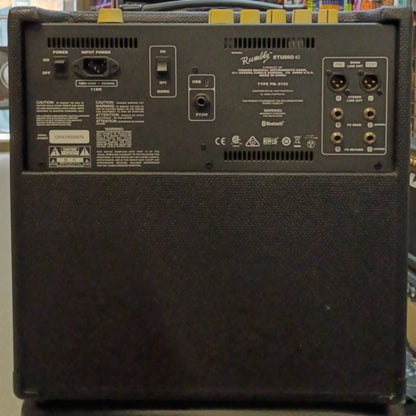 Fender Rumble Studio 40 – Smart Bass Amp with Models, Effects & Bluetooth