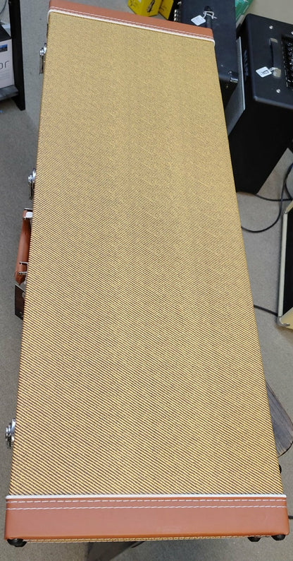 New Lockable Tweed Hard Case – Fits Strat, Tele, and many other Style Guitars – NEW