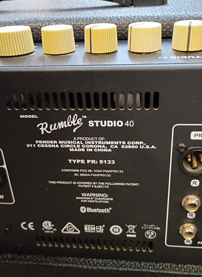 Fender Rumble Studio 40 – Smart Bass Amp with Models, Effects & Bluetooth