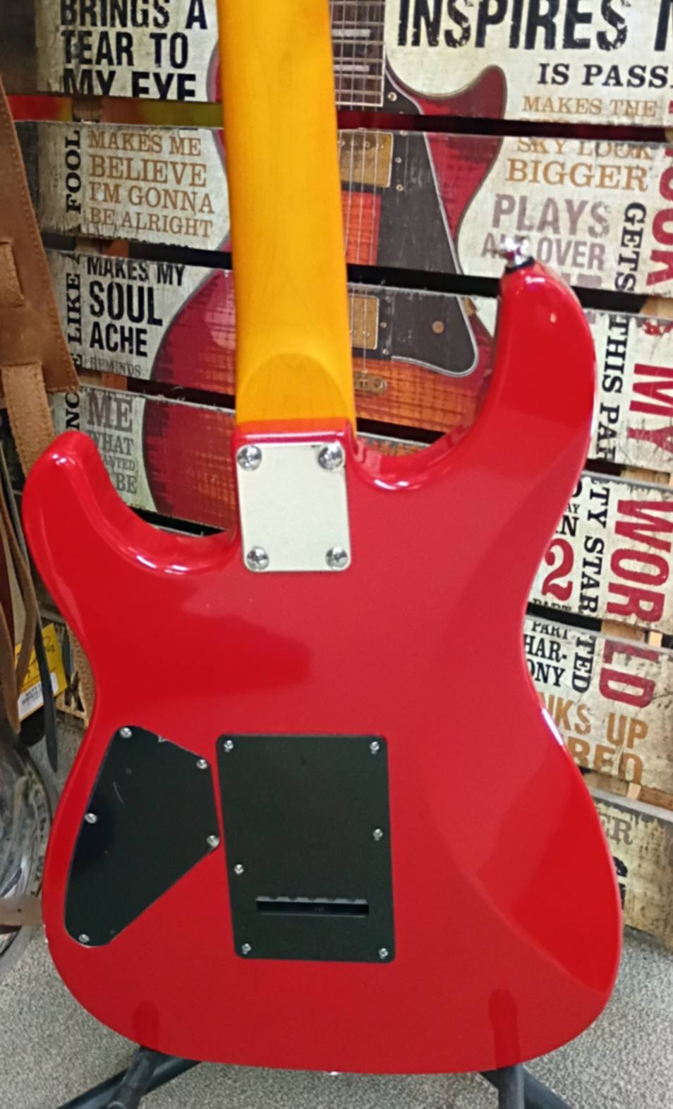 Samick SS70R Double Cut Electric Guitar – Candy Apple Red