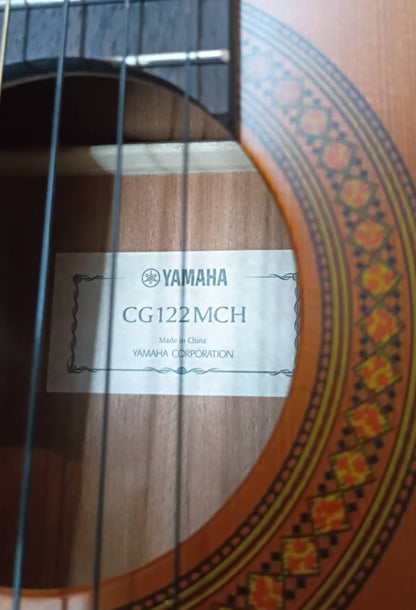 Yamaha CG122MCH Classical Guitar – Solid Cedar Top - Used