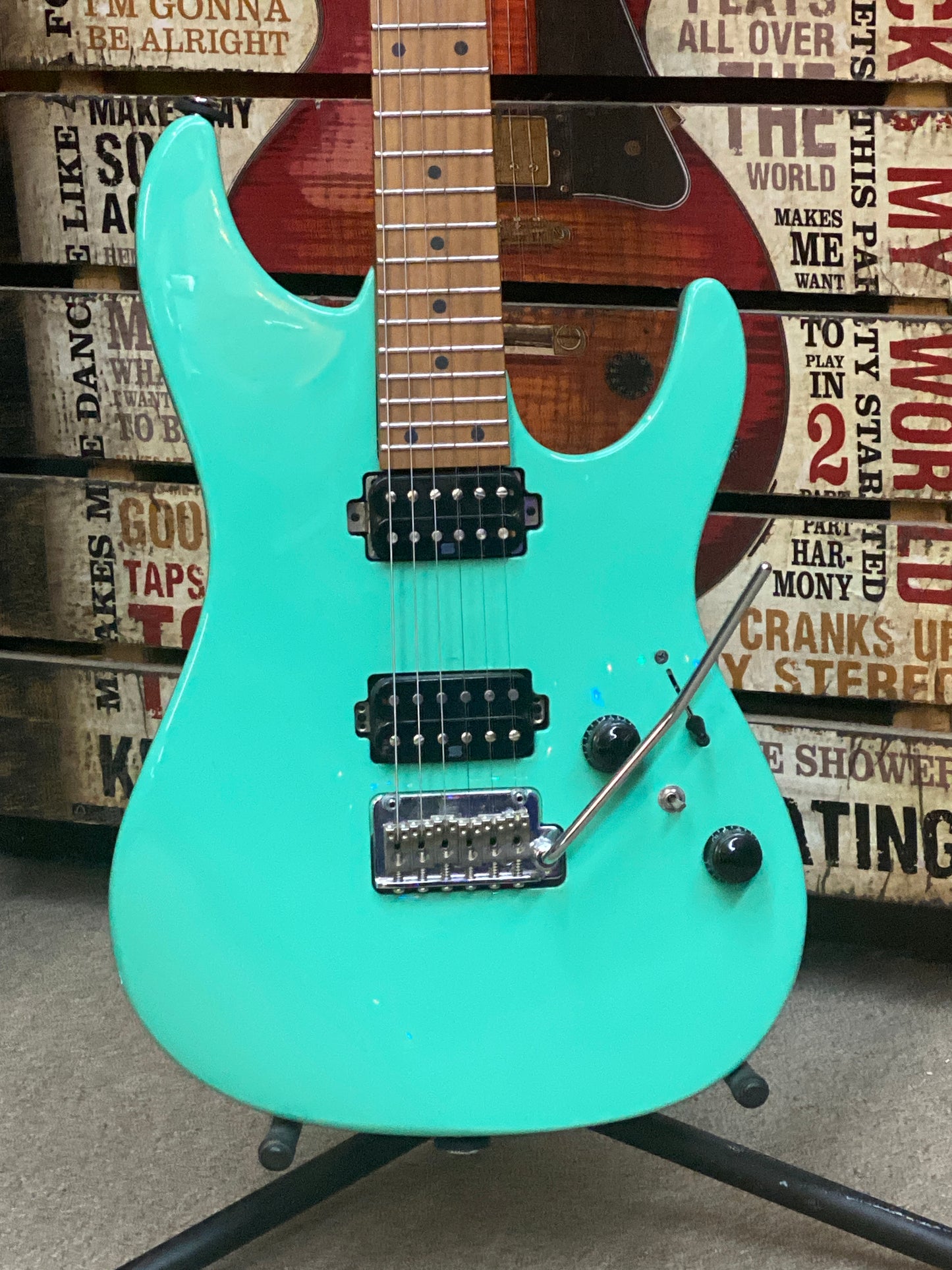 USED Prestige AZ2402-SFG – Sea Foam Dream Machine