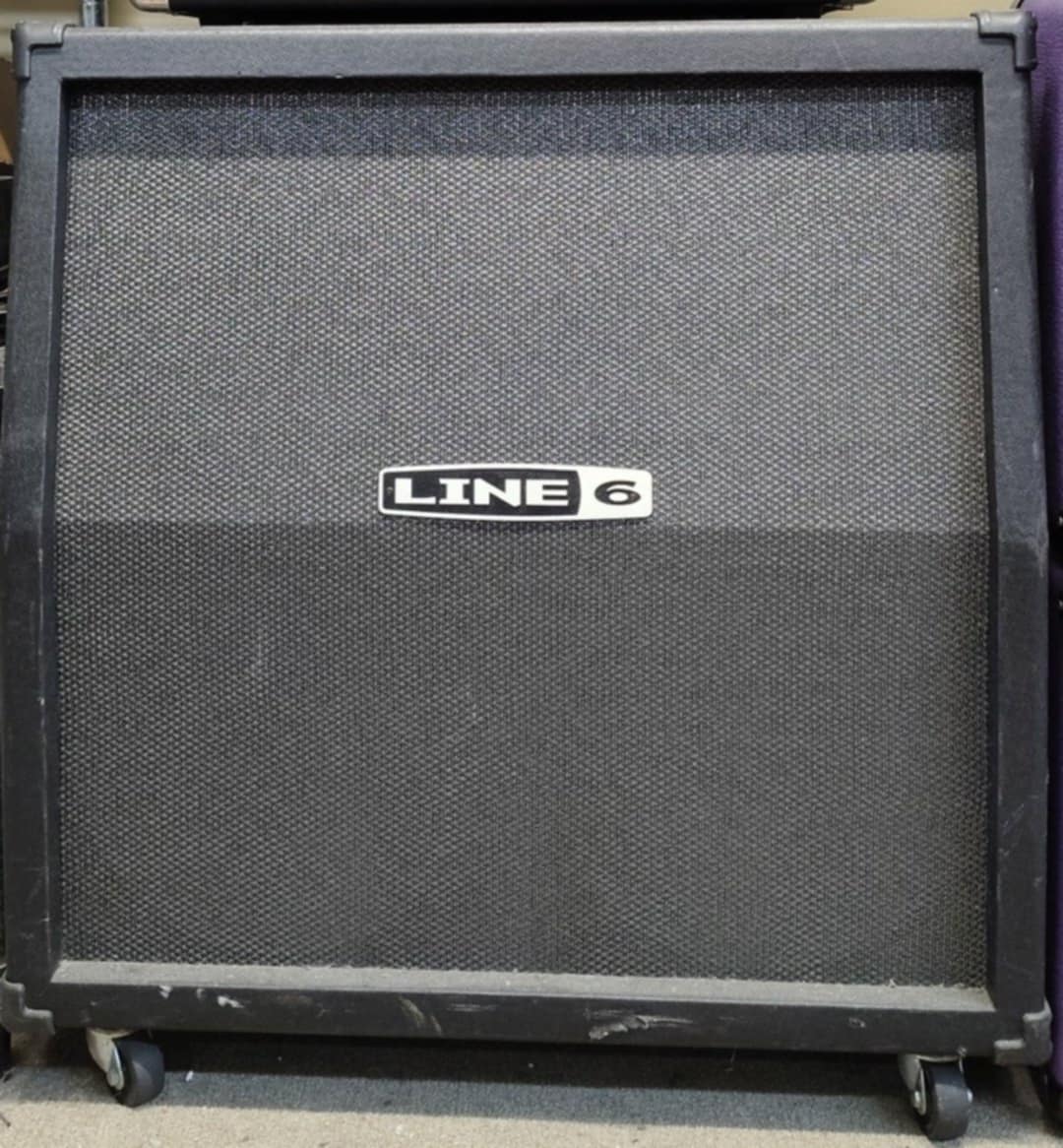 Line 6 412 Slant Guitar Cabinet
