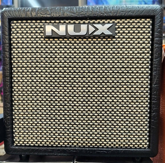 🎸 NUX Mighty 8 BT MKII – Small Amp, Big Fun! - Used