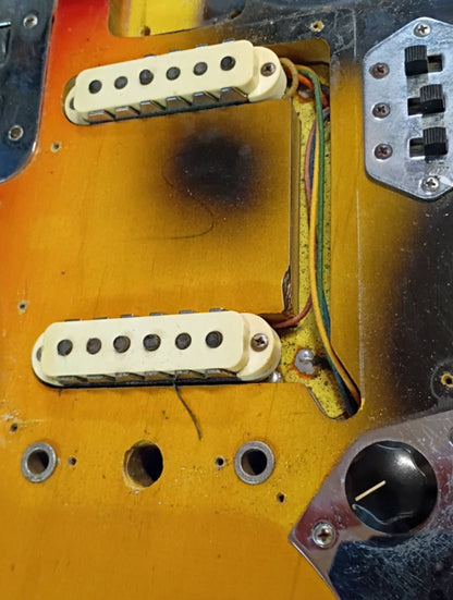 1965 Fender Jaguar • Sunburst • 100% Original • Original Hard Shell Case