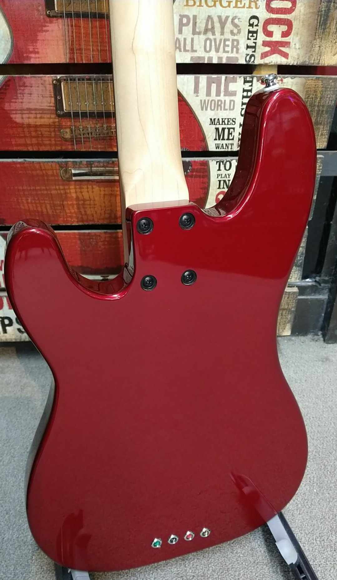 Lakland Skyline 44-51 P 51 Style Vintage Bass in Candy Apple Red