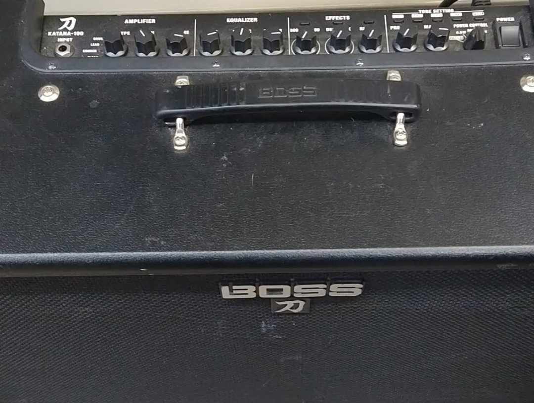 USED Boss Katana-100 2x12 Combo amp