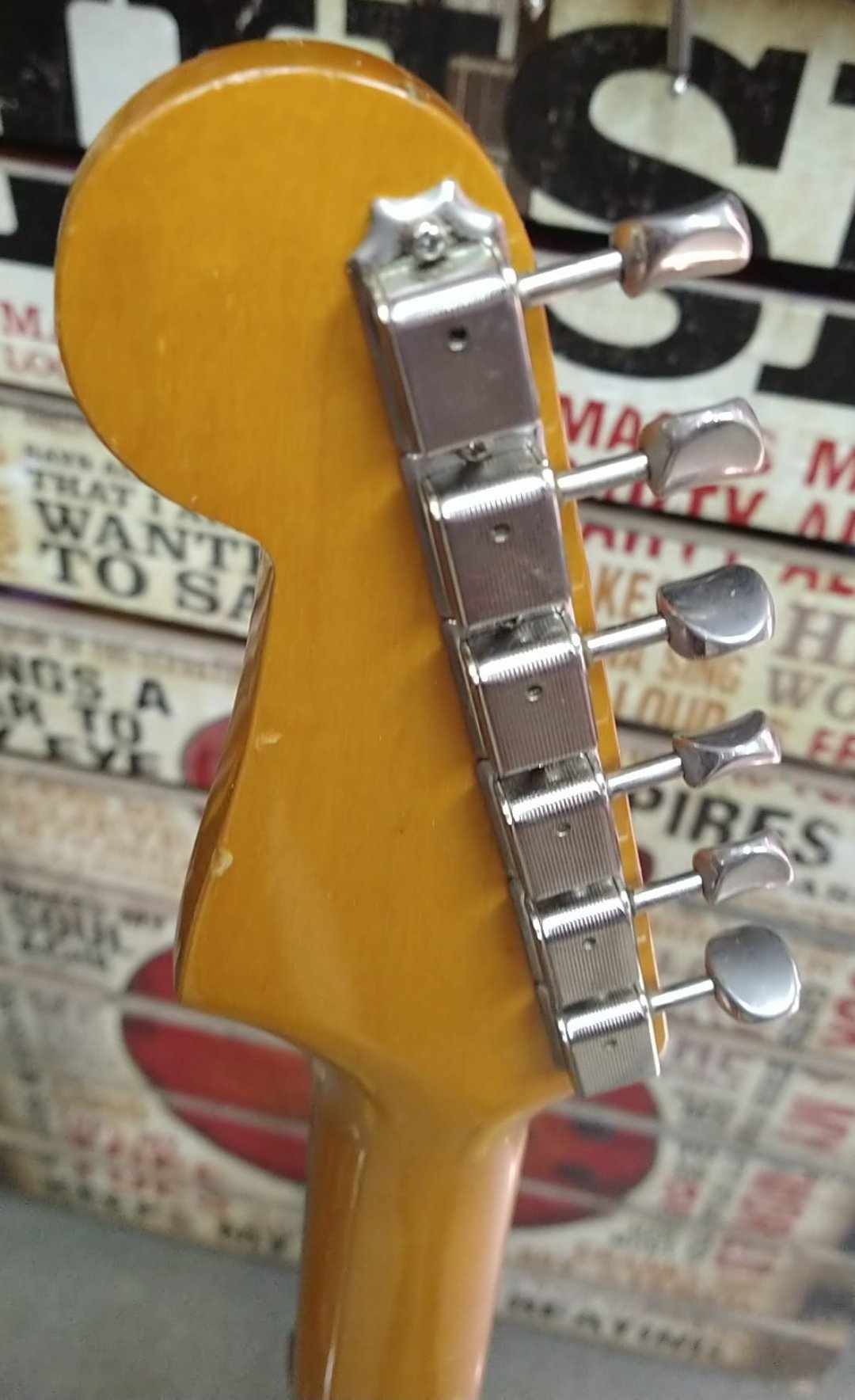 Fender 1962 Reissue Strat - MiJ 1987 - Holy Grail Lace Sensors - Tons of Case Candy - Aftermarket case included