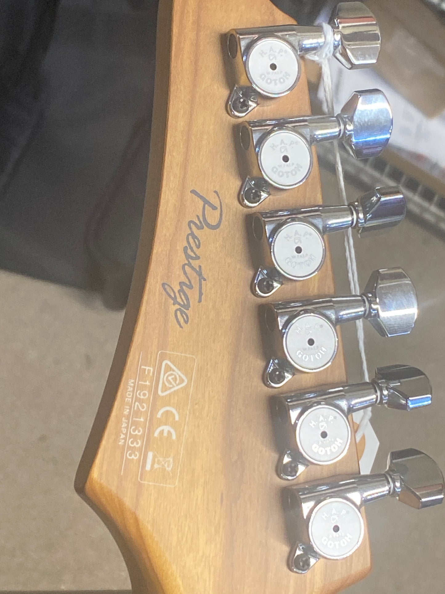 USED Prestige AZ2402-SFG – Sea Foam Dream Machine