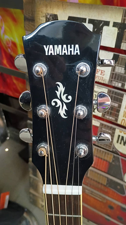 Yamaha APX500II — Black