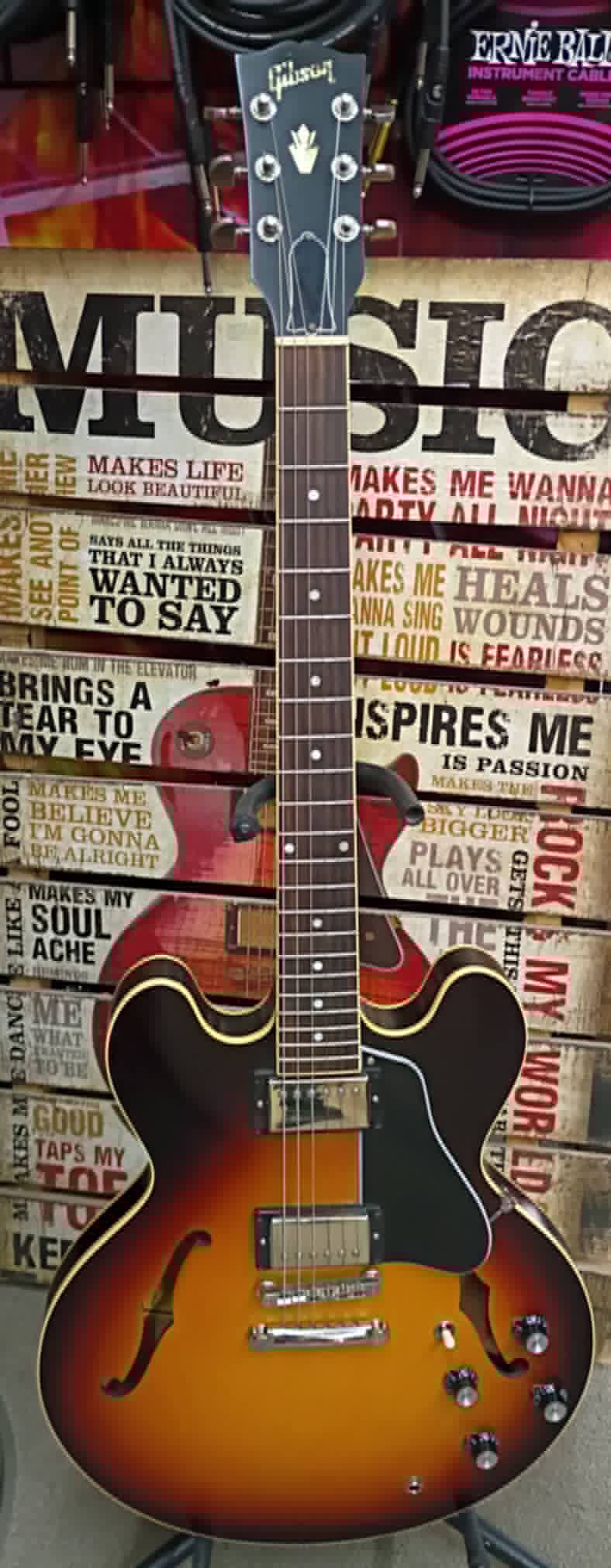 2019 Gibson ES-335 Satin – Sunset Burst – OHSC & Case Candy