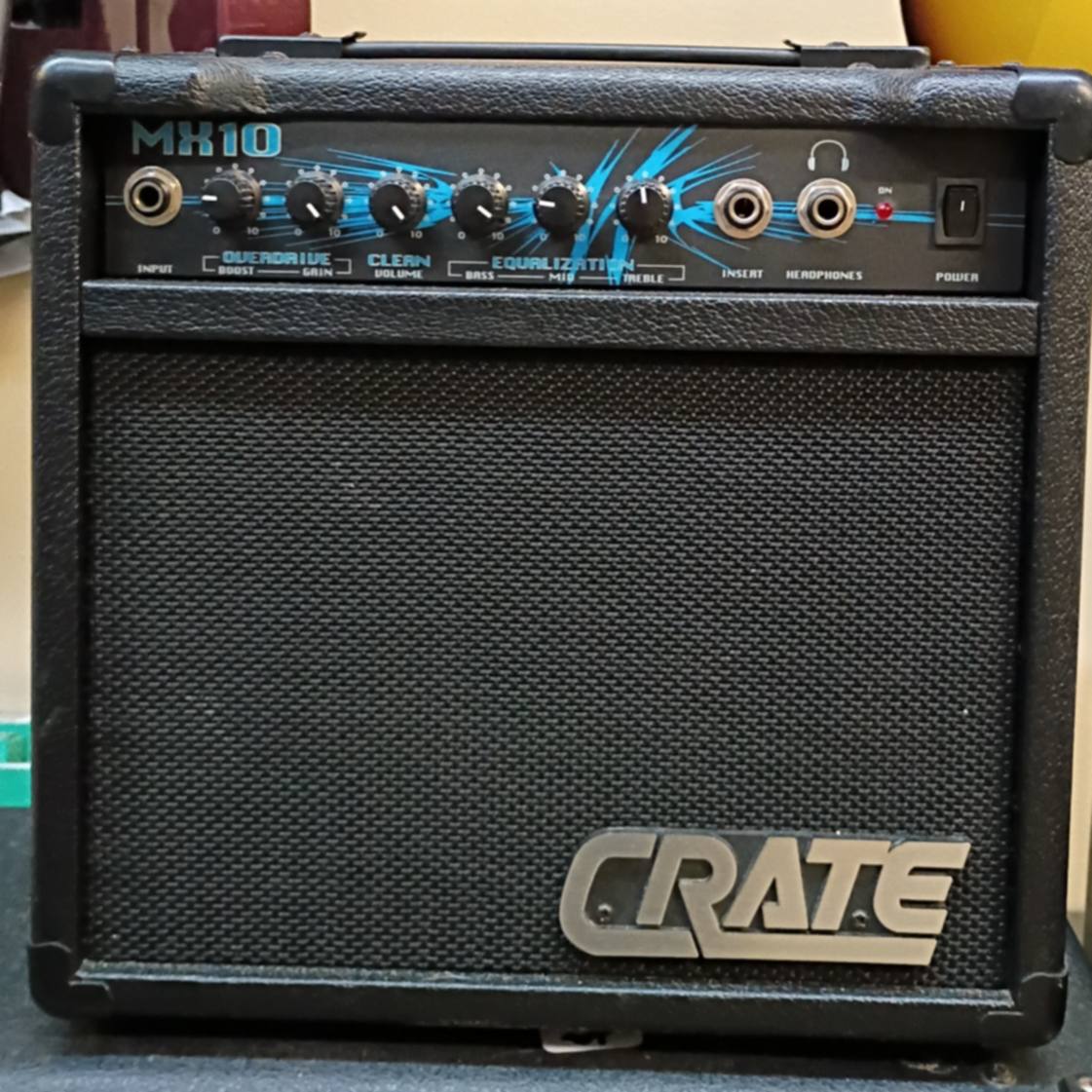 Crate MX10 – Tiny Amp, Big Attitude - Used