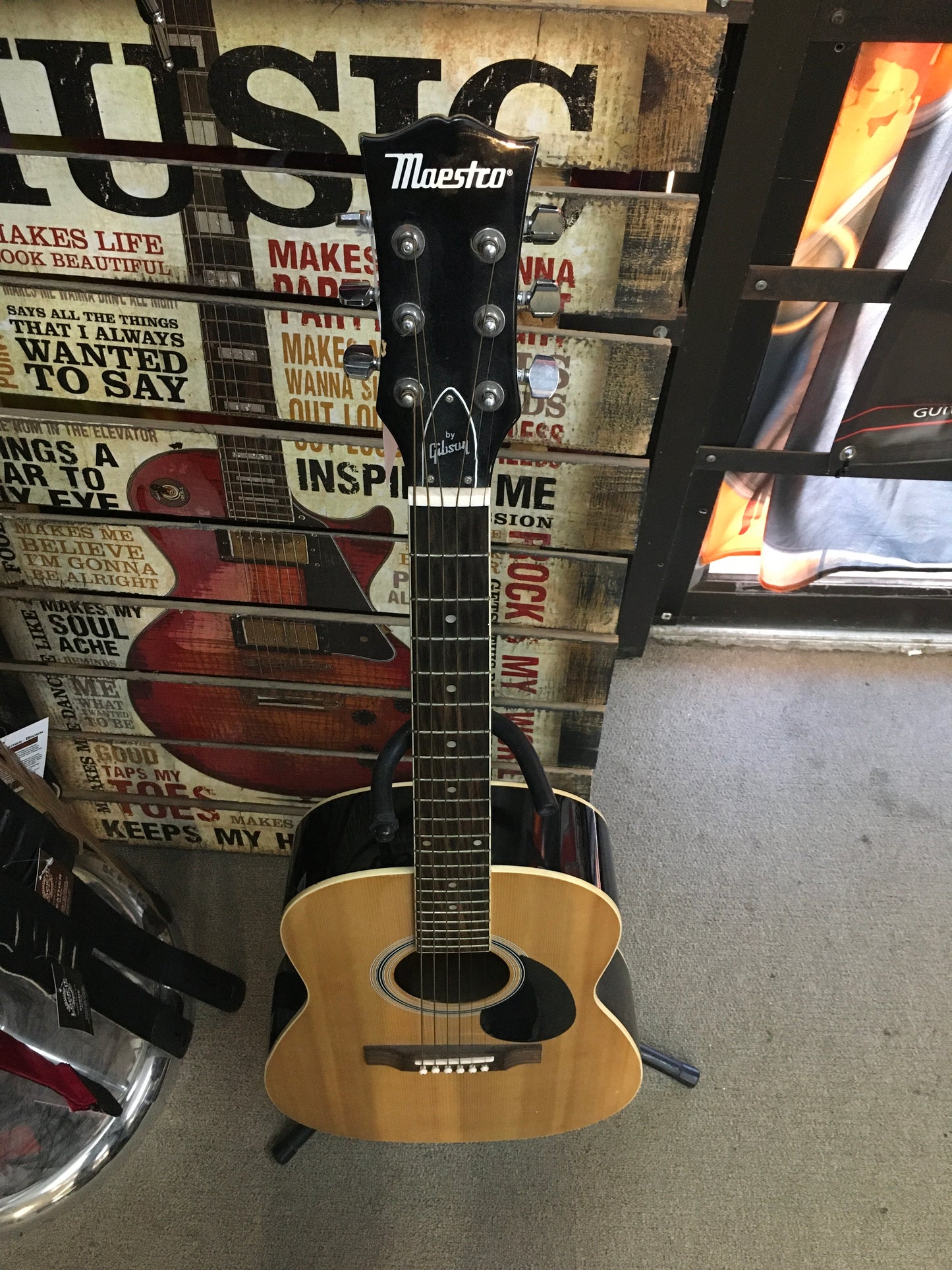 Maestro by Gibson ma38nach1 USED