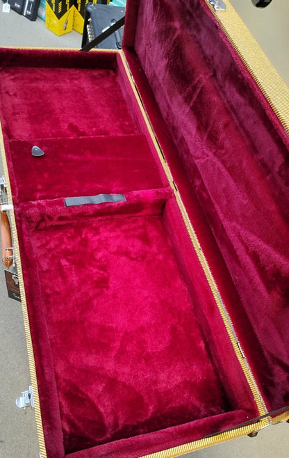 New Lockable Tweed Hard Case – Fits Strat, Tele, and many other Style Guitars – NEW