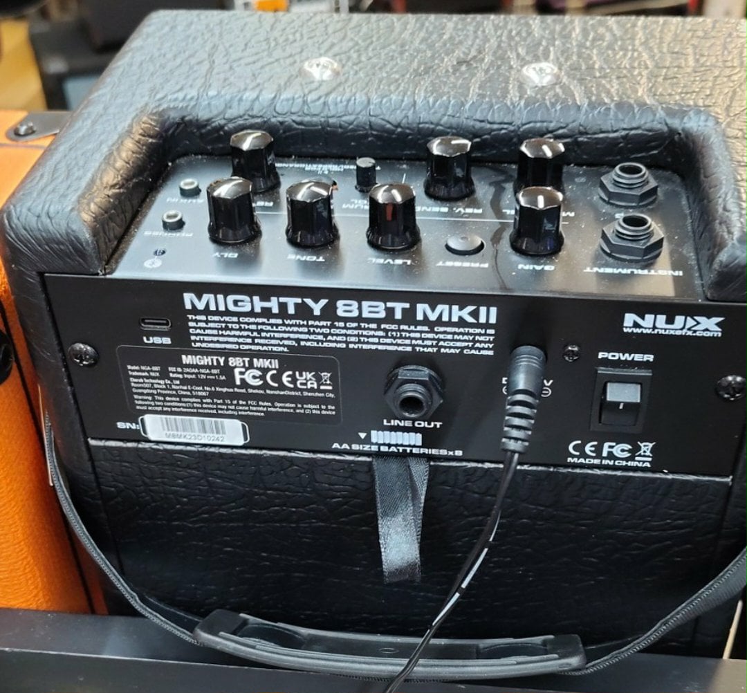 🎸 NUX Mighty 8 BT MKII – Small Amp, Big Fun! - Used