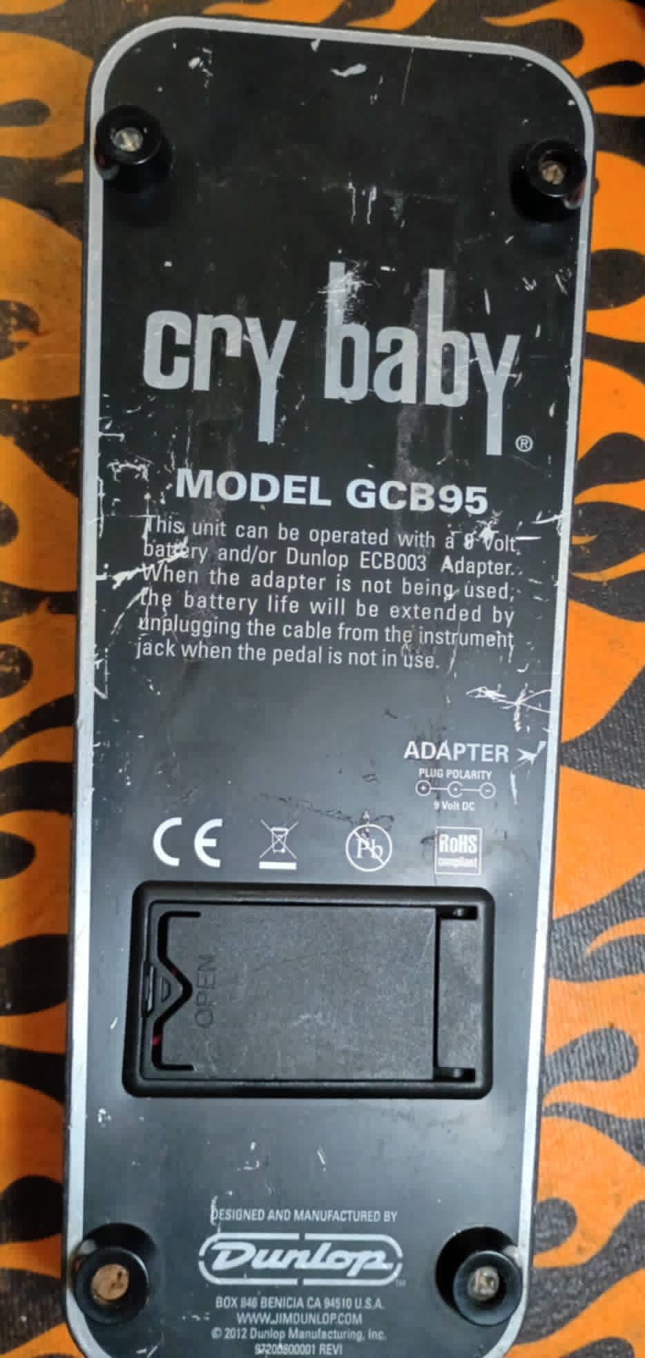 🎸 Dunlop Cry Baby GCB95 Wah Pedal – Because Subtlety Is Overrated