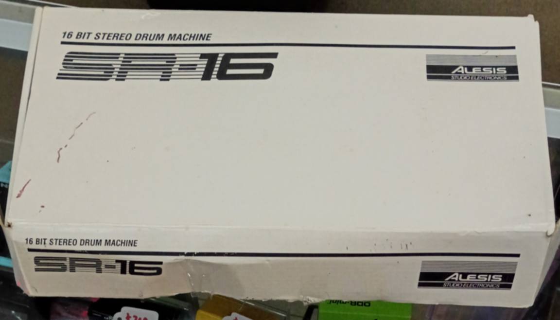 Alesis SR-16 Drum Machine w/ Original Power Supply