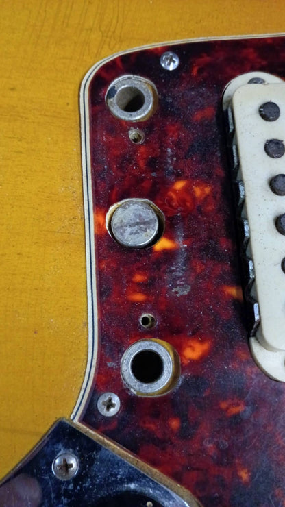 1965 Fender Jaguar • Sunburst • 100% Original • Original Hard Shell Case