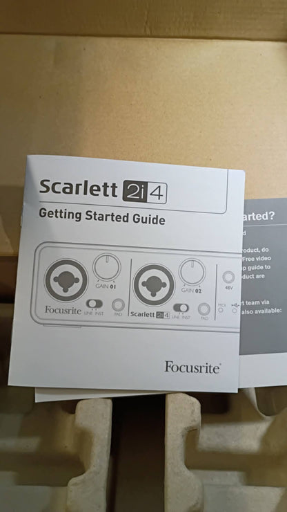 Focusrite Scarlett 2i4 USB Audio Interface – Original Box – One Owner