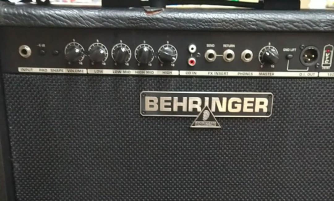 Behringer BX1800 180 Watt Bass Amp